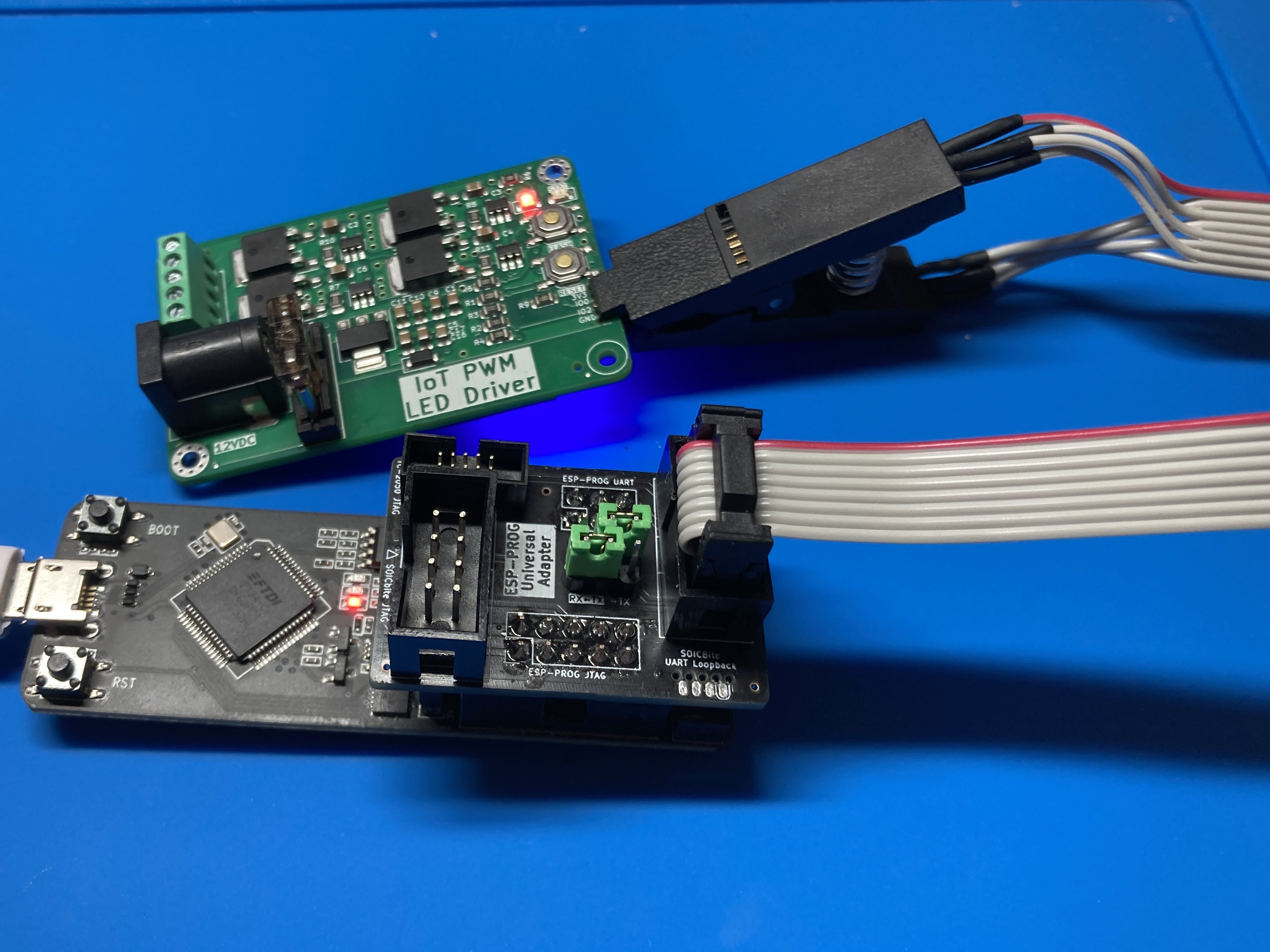 Adapter connected to PCB with SOICbite (Click image for Repo link!)